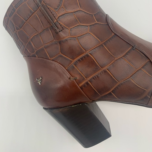 Trask Ronda Boots - Picture 3 of 9